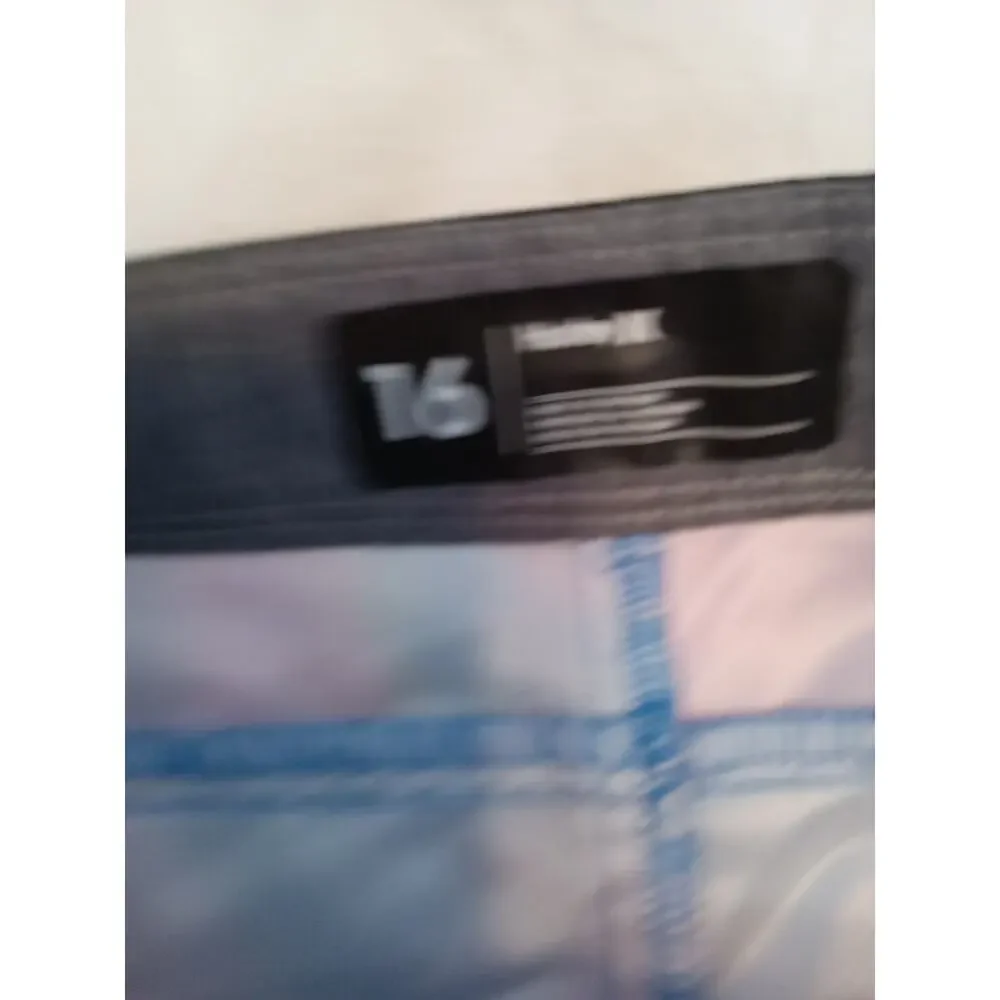 Boy's Youth Hurley Size 16 Board Shorts Swim NWOT